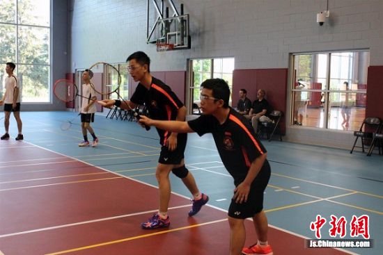 南京羽毛球世锦赛:有一群隐藏技能的小青柠