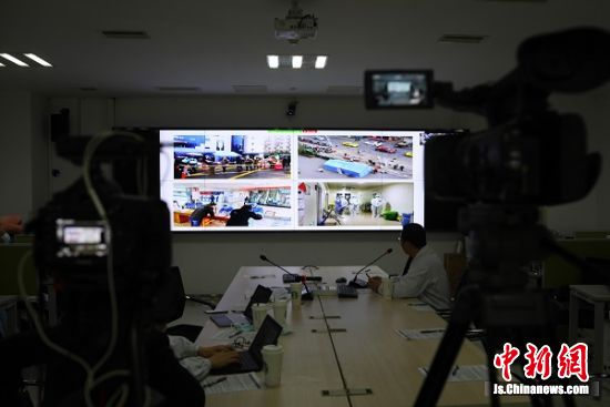 8国20多所医疗机构＂云对话＂ 中国战＂疫＂医生授经验