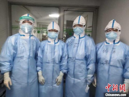 ＂剑指＂武汉金银潭 江苏白衣战士会师进驻＂风暴中心＂