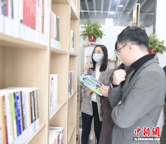 南京鼓楼：8所24小时图书馆百余基层书屋覆盖社区