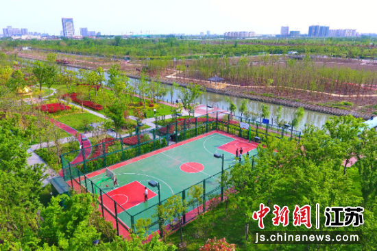 盐城小马沟生态绿廊。盐城市委宣传部供图 盐城小马沟生态绿廊。盐城市委宣传部供图
