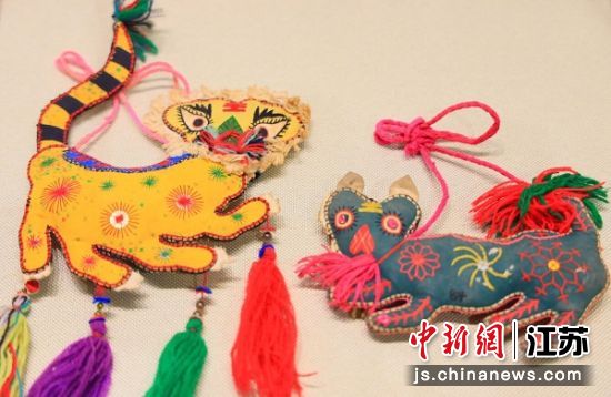 展出的藏品。南京市民俗博物馆供图 展出的藏品。南京市民俗博物馆供图