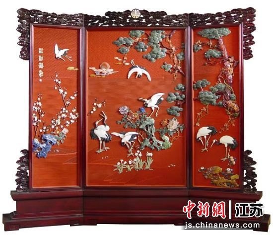 11月17日,扬州将举办运河非遗大师精品展。图为非遗大师技艺展示。 11月17日,扬州将举办运河非遗大师精品展。图为非遗大师技艺展示。