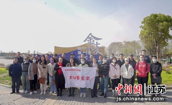 活动参与者合影 图片作者:龚青生 活动参与者合影 图片作者:龚青生