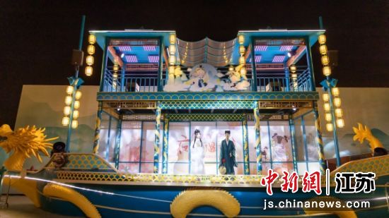 夜公园活动精彩演出画面。无锡惠山古镇景区供图 夜公园活动精彩演出画面。无锡惠山古镇景区供图