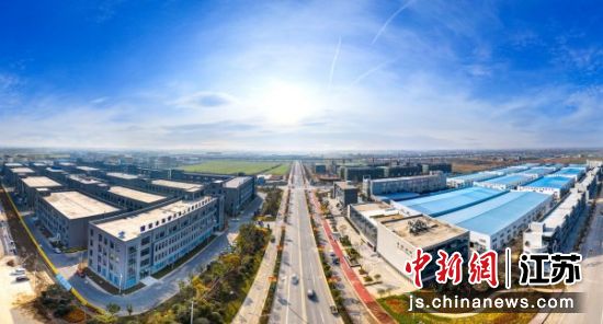 俯瞰现代化的沙集镇电子商务产业园区。(资料图) 睢宁县委宣传部供图 俯瞰现代化的沙集镇电子商务产业园区。(资料图) 睢宁县委宣传部供图