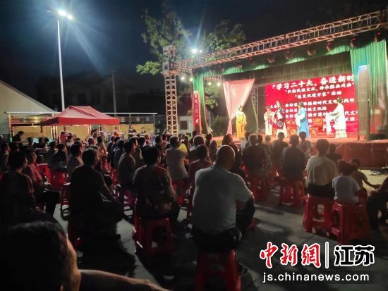 山地自行车亚锦赛 中国队包办女子组越野赛冠亚军