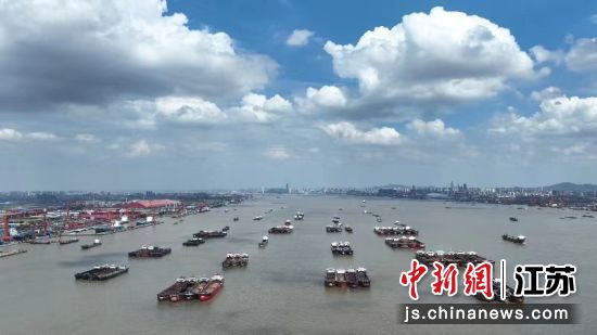 长江江苏段“水上智能停车场”体系上线——我国新闻网