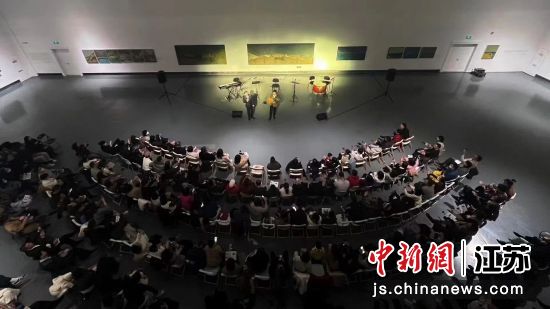 “穿越时空的音乐旅人”音乐会在苏州美术馆举行。苏州美术馆供图 “穿越时空的音乐旅人”音乐会在苏州美术馆举行。苏州美术馆供图