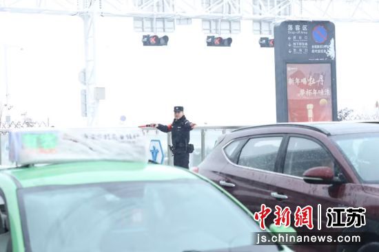 淮安铁路警方多措并重全力保证雨雪气候铁路运输安全——我国新闻网