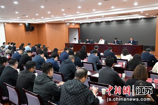 会议现场。 会议现场。