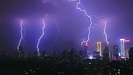 暴雨、雷电、冰雹突袭南京,你被吓到了吗--江苏