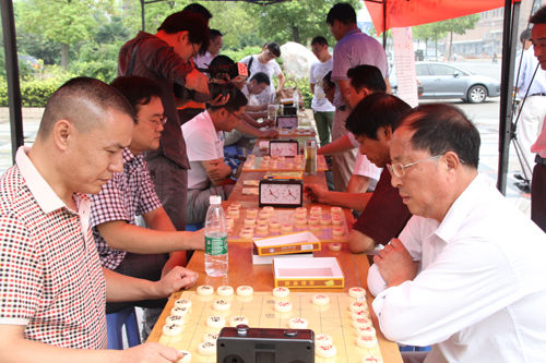 泰州四届全民会中国象棋赛在高港举行