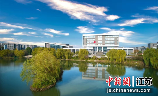 中国药科大学转化医学研究院在南京揭牌成立